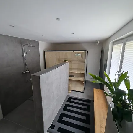 H1 Ferienwohnung Apartmán *